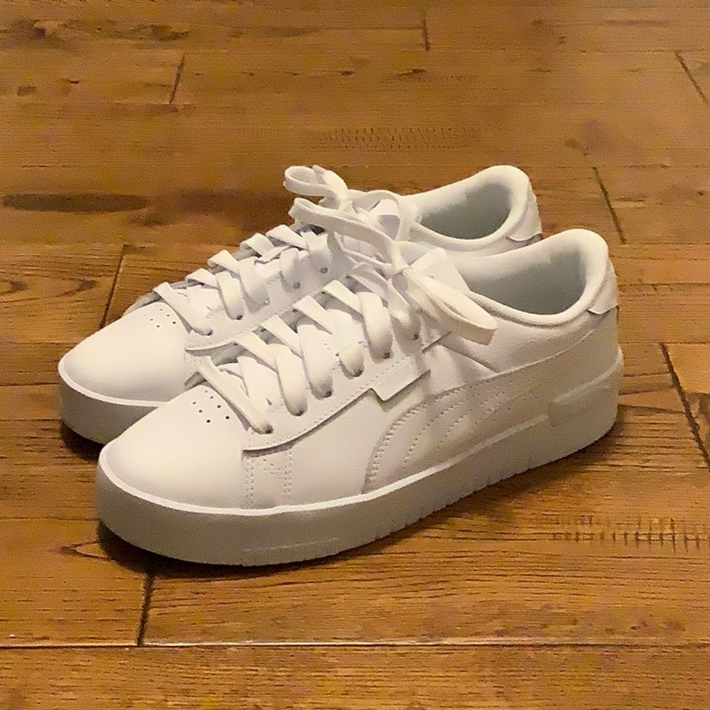 Jada White-Puma Sneakers